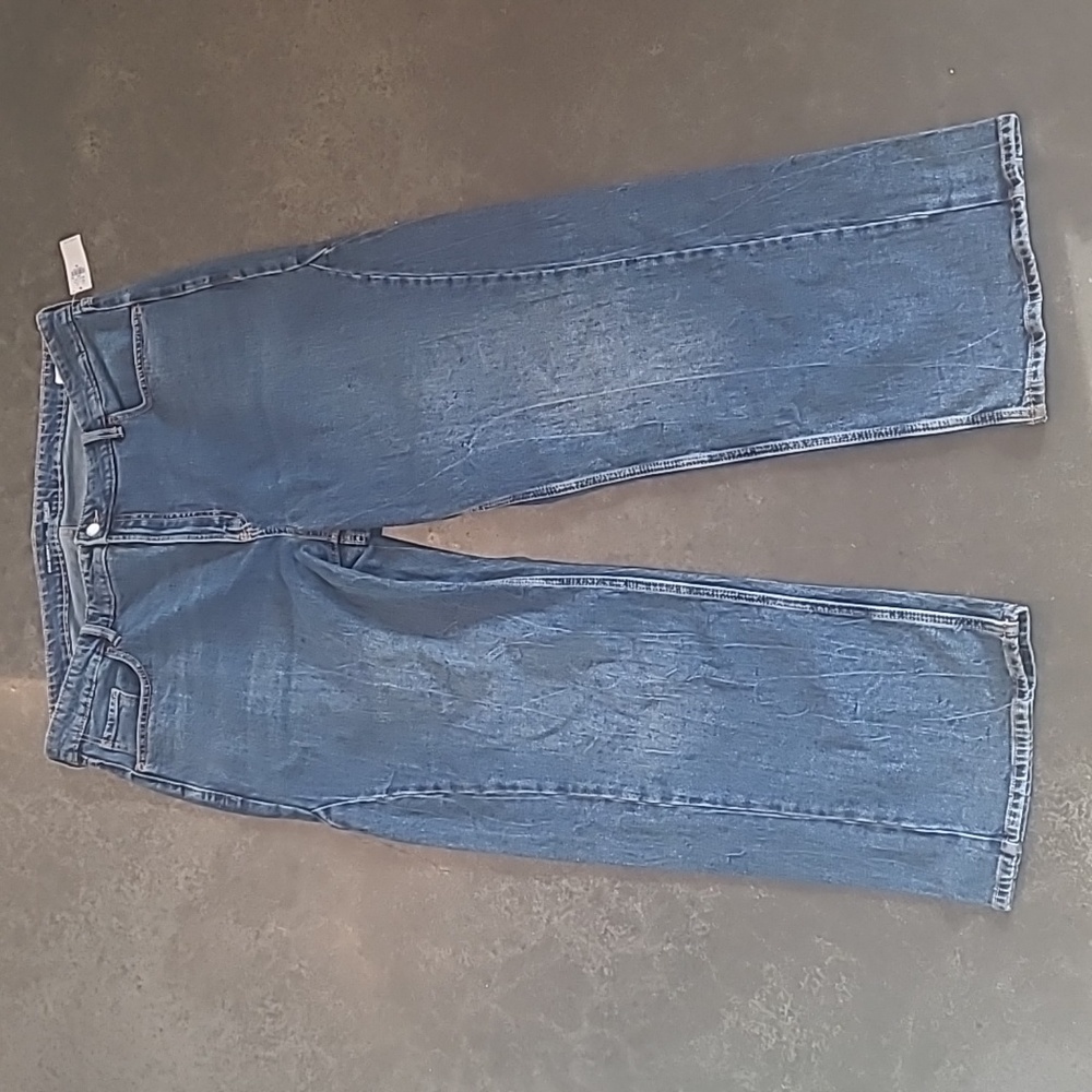 OLD NAVY EXTRA HIGH RISE WIDE LEG JEANS WITH TWISTED SEAMS